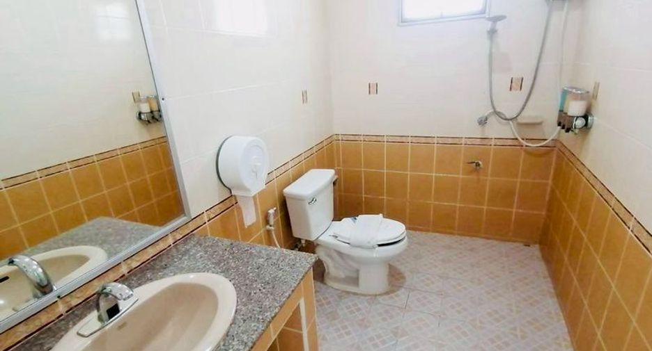 For sale 6 bedrooms villa in Jomtien, Pattaya