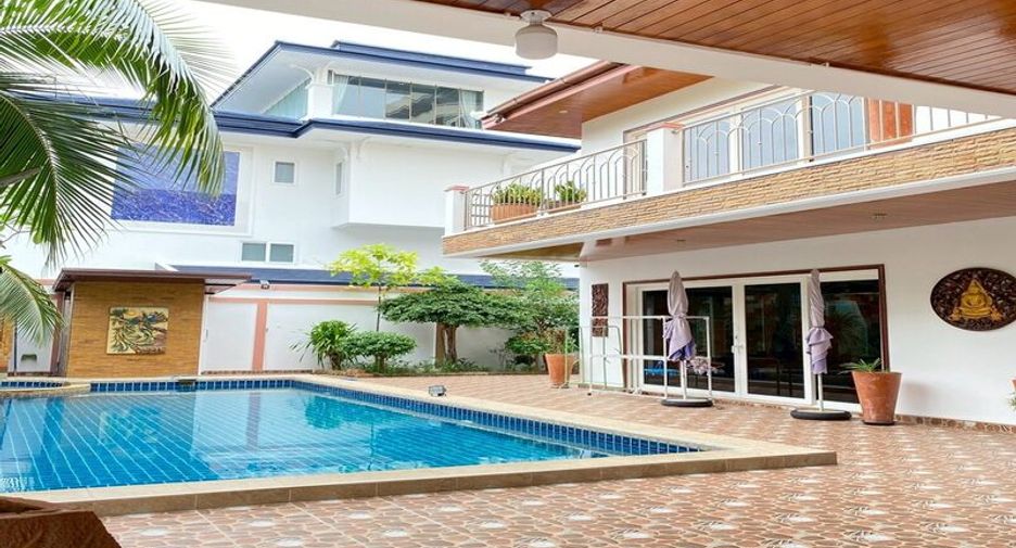 For rent 4 bedrooms villa in Jomtien, Pattaya