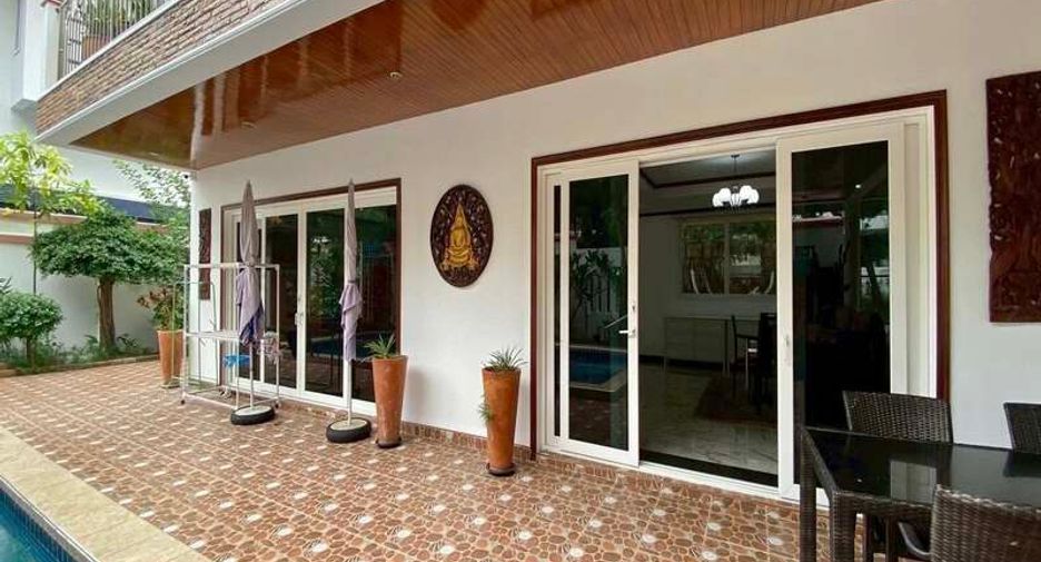 For rent 4 bedrooms villa in Jomtien, Pattaya