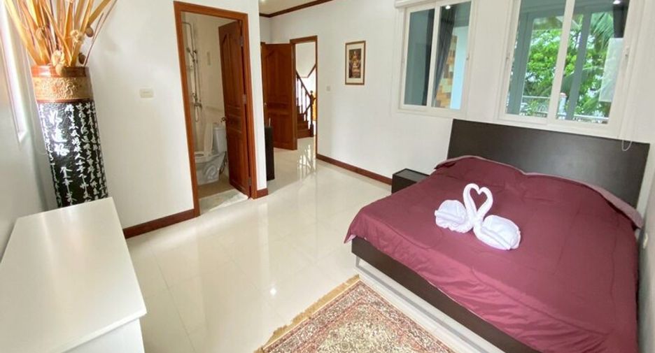 For rent 4 bedrooms villa in Jomtien, Pattaya