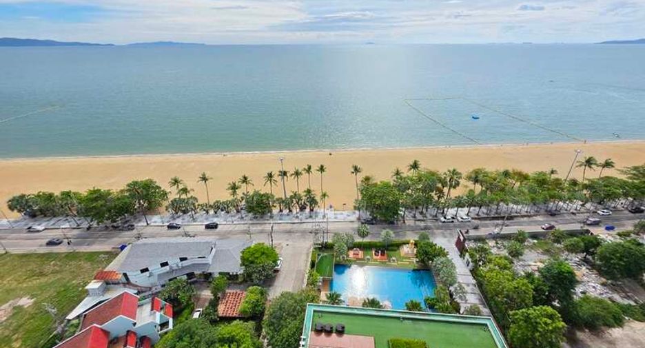 For sale 2 bedrooms condo in Jomtien, Pattaya