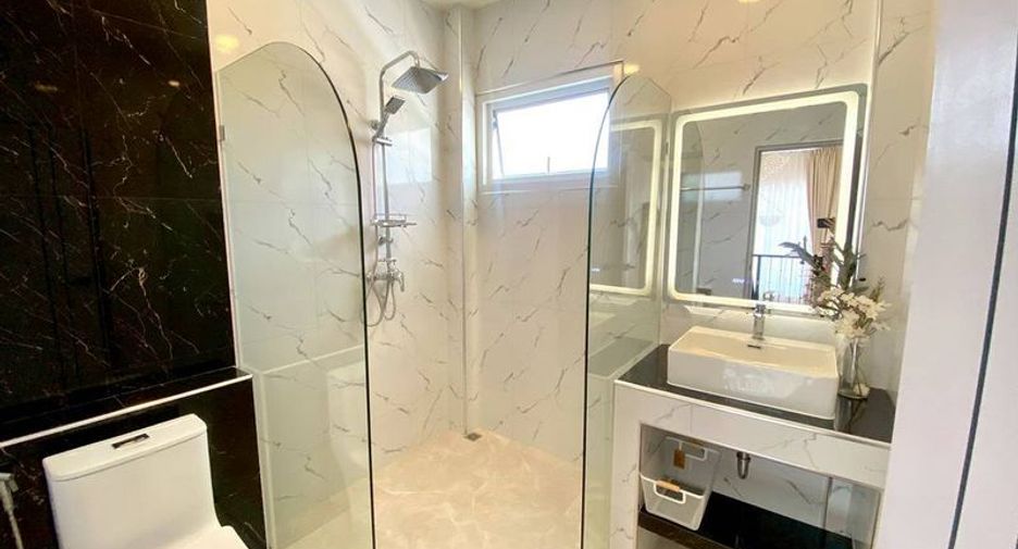 For sale 5 bedrooms house in South Pattaya, Pattaya