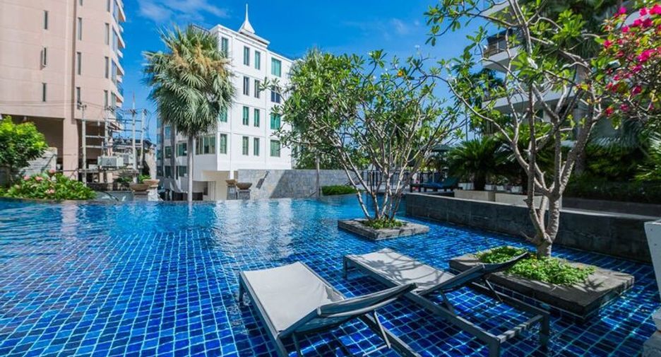 For sale 2 bedrooms condo in North Pattaya, Pattaya