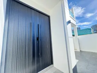 出售 5 卧室 别墅 在 Bang Lamung, Chon Buri