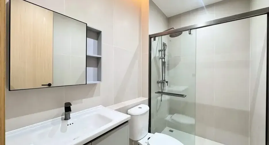 For sale 5 bedrooms villa in Jomtien, Pattaya