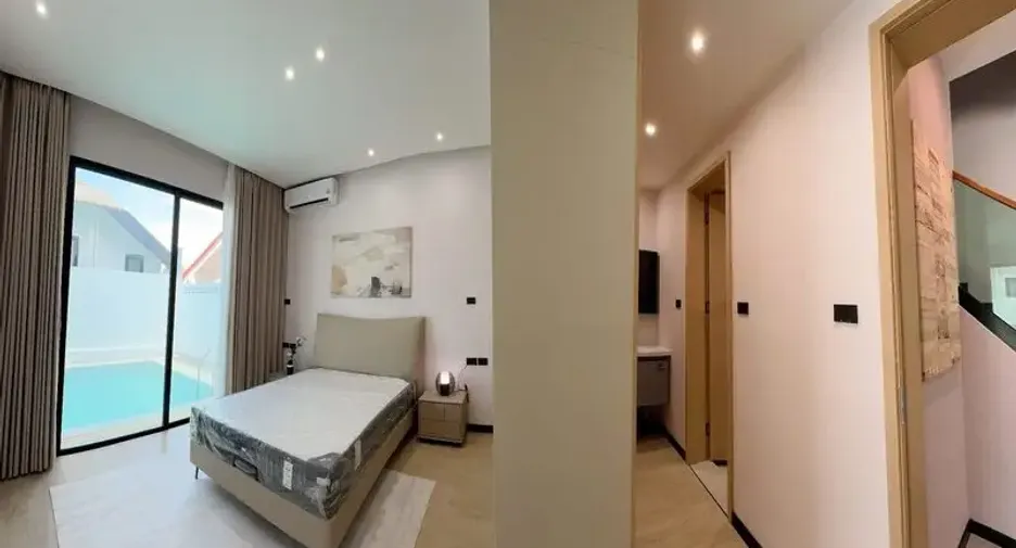 For sale 5 bedrooms villa in Jomtien, Pattaya