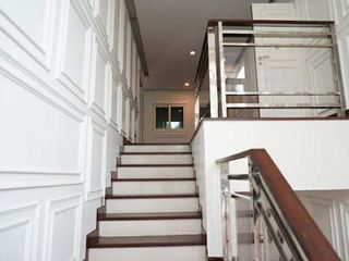 Haus zum Kauf mit 6 Zimmer in Bang Lamung, Chonburi