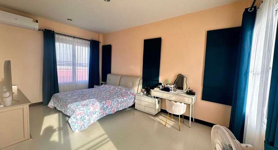 For sale 3 bedrooms house in Bang Lamung, Chonburi
