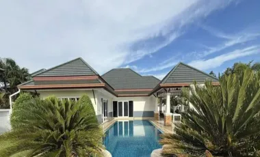 For sale 3 bedrooms villa in Huay Yai, Pattaya