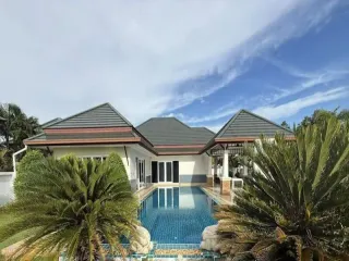 For sale 3 bedrooms villa in Bang Lamung, Chonburi