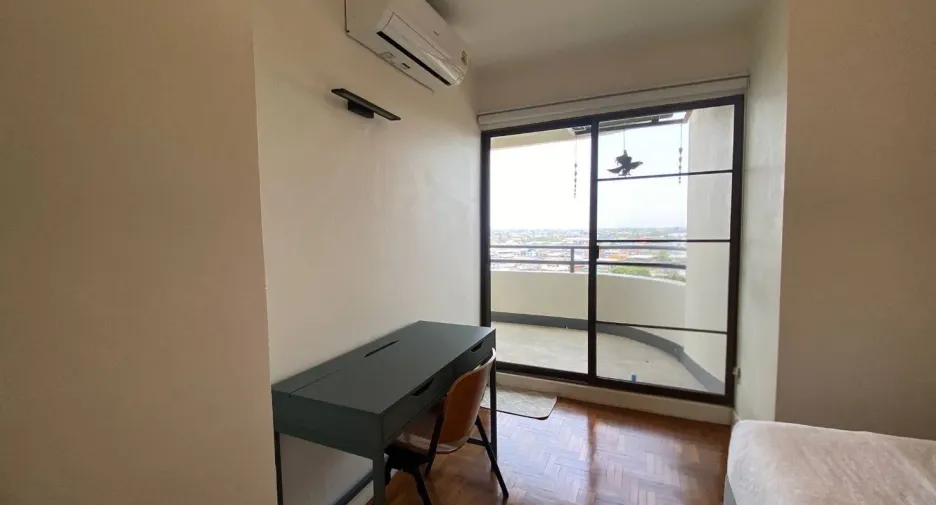 For rent 2 bedrooms condo in Mueang Chiang Mai, Chiang Mai