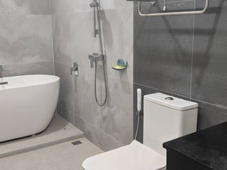Villa zum Kauf und zur Miete mit 5 Zimmer in Bang Lamung, Chonburi