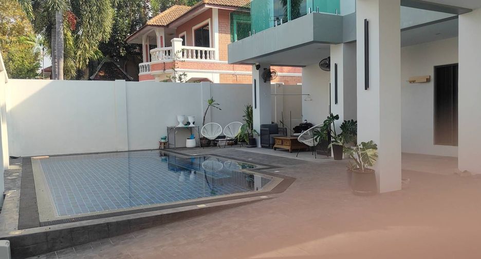 For sale and for rent 5 bedrooms villa in South Pattaya, Pattaya