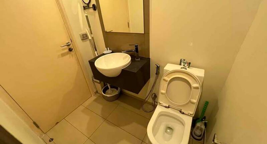 À vendre studio condo à Pratumnak, Pattaya