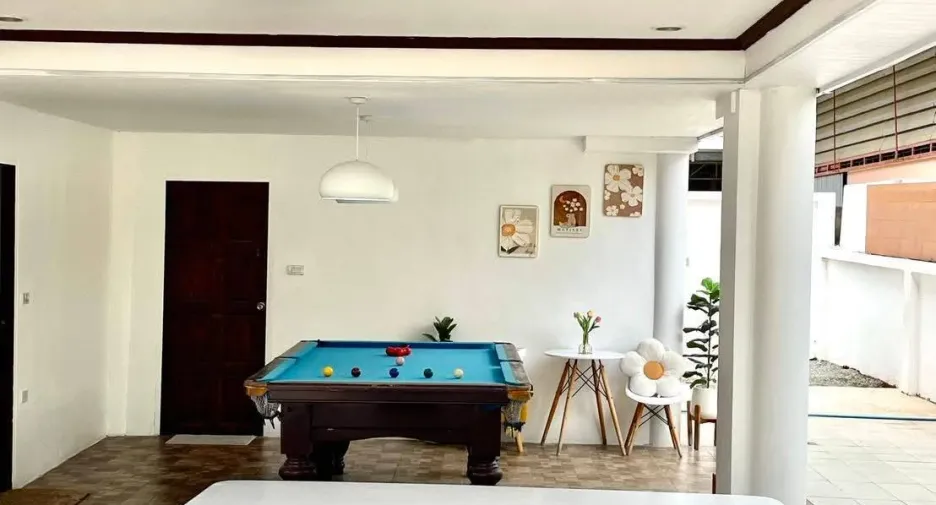 For rent 4 bedrooms villa in Huay Yai, Pattaya