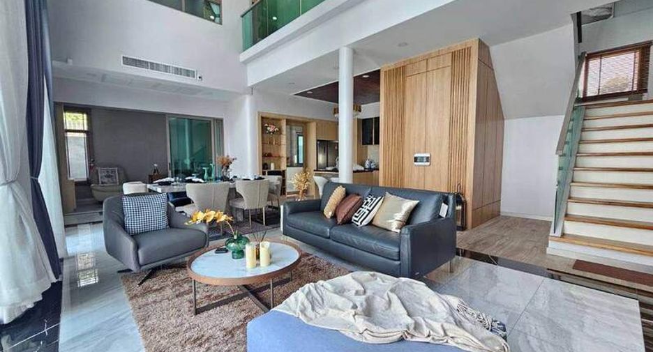 Villa zum Kauf mit 5 Zimmer in East Pattaya, Pattaya