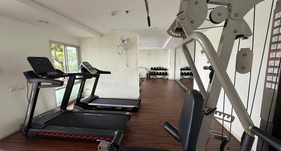 For sale 5 bedrooms villa in Jomtien, Pattaya