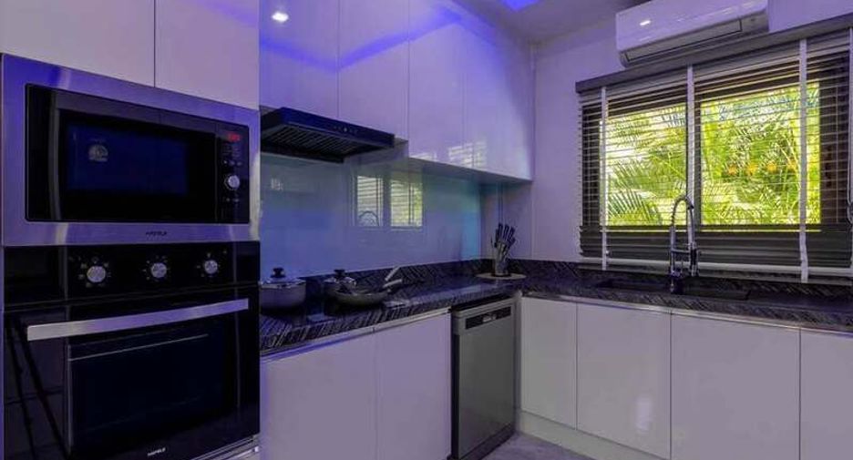 For sale 5 bedrooms villa in Jomtien, Pattaya