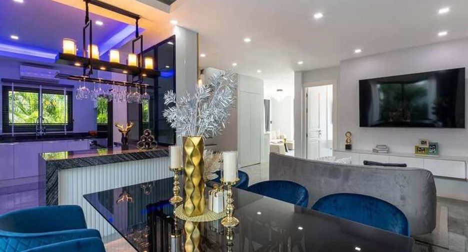 For sale 5 bedrooms villa in Jomtien, Pattaya