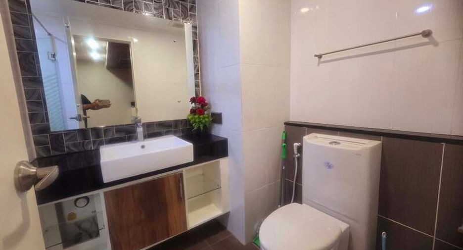 For rent 2 bedrooms condo in Jomtien, Pattaya