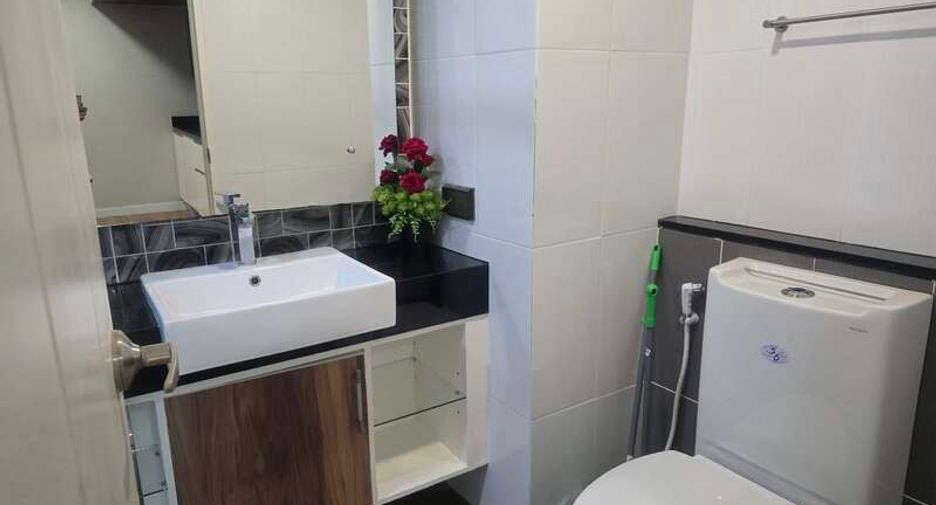 For rent 2 bedrooms condo in Jomtien, Pattaya
