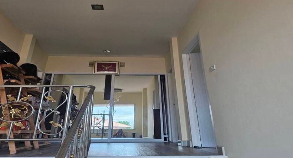 For sale 3 bedrooms house in East Pattaya, Pattaya