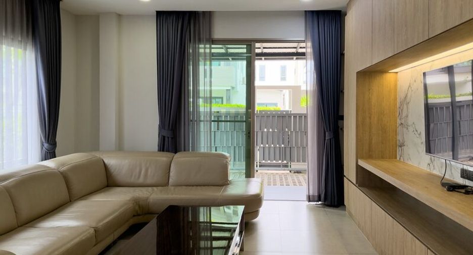 For sale 3 bedrooms house in East Pattaya, Pattaya
