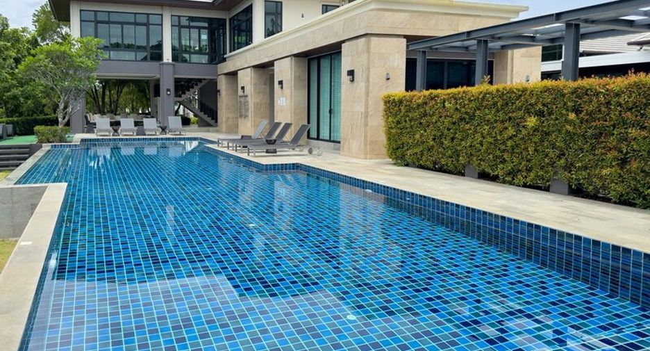 For sale 3 bedrooms house in East Pattaya, Pattaya