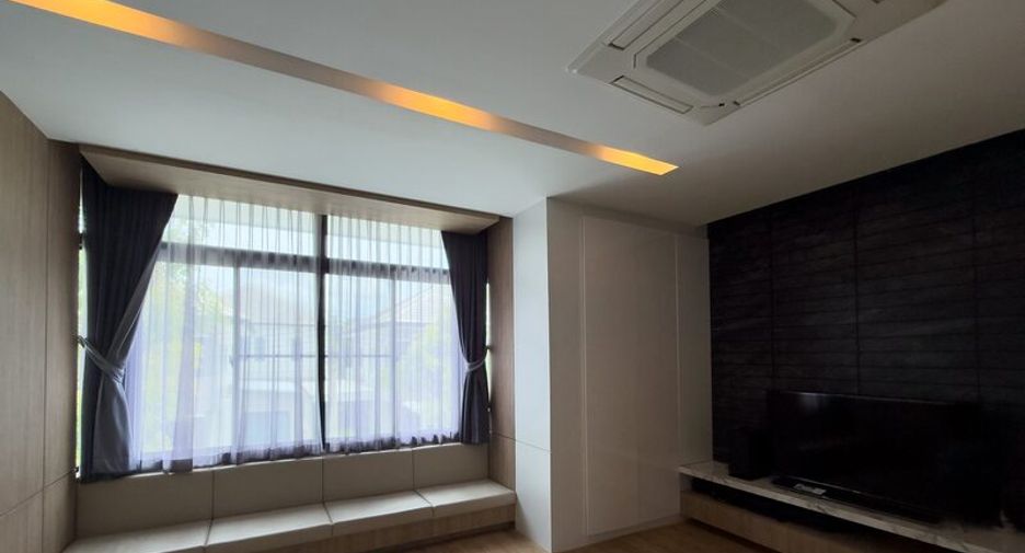 For sale 3 bedrooms house in East Pattaya, Pattaya