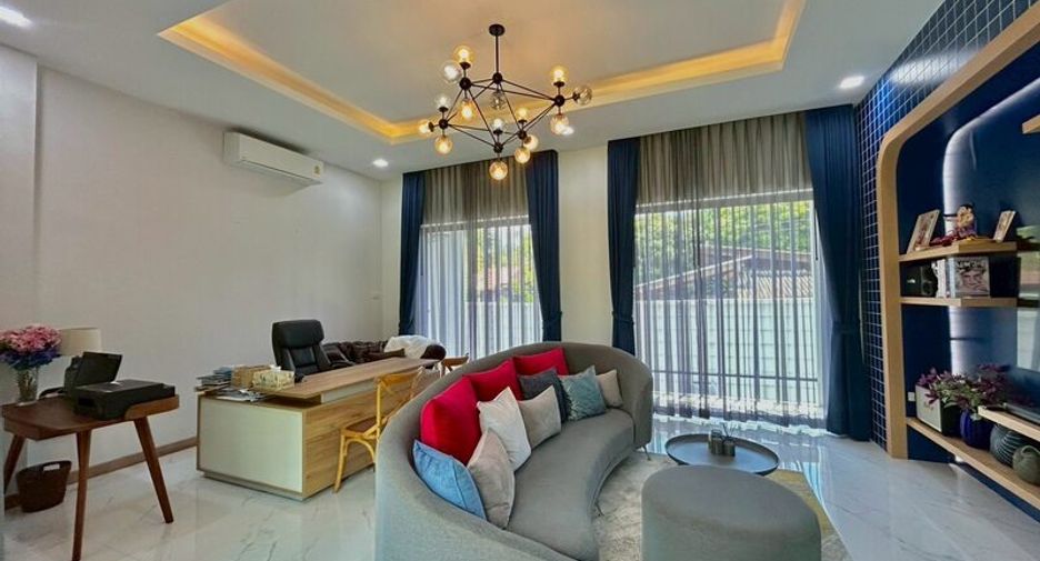 For sale 2 bedrooms villa in Huay Yai, Pattaya