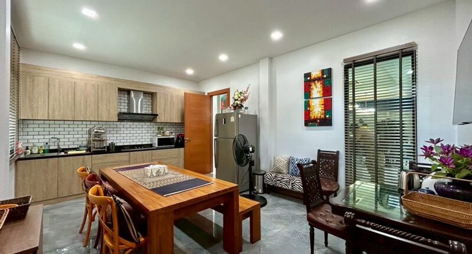 For sale 2 bedrooms villa in Huay Yai, Pattaya