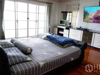 出租 4 卧室 独立屋 在 Prawet, 曼谷