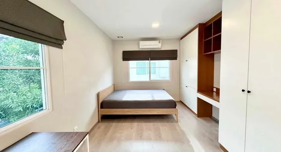 For rent and for sale 2 bedrooms house in Prawet, Bangkok