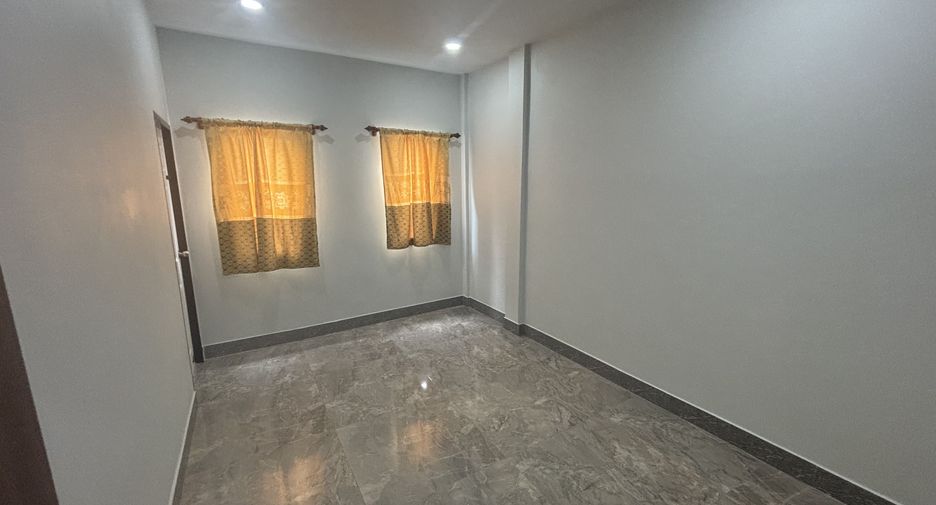 For rent 3 bedrooms house in Bang Lamung, Chonburi