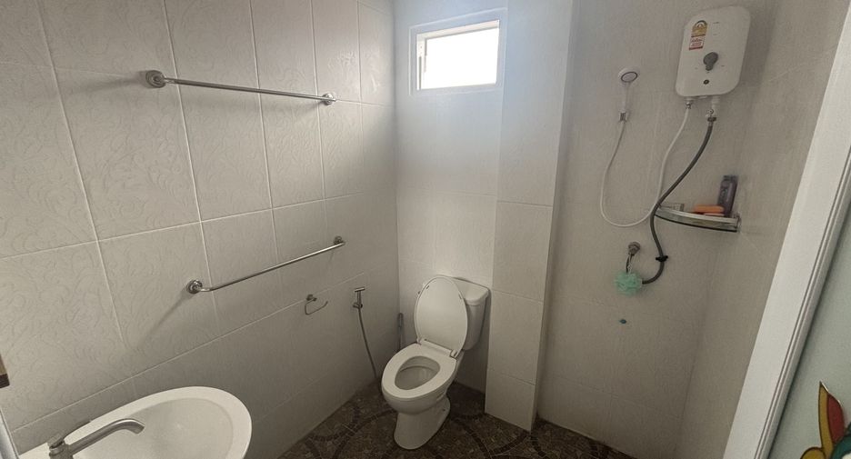 For rent 3 bedrooms house in Bang Lamung, Chonburi