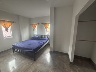 À louer 3 chambres maison à Bang Lamung, Chonburi