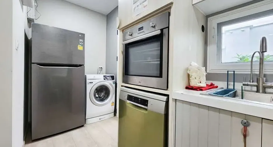 For rent and for sale 2 bedrooms house in Prawet, Bangkok