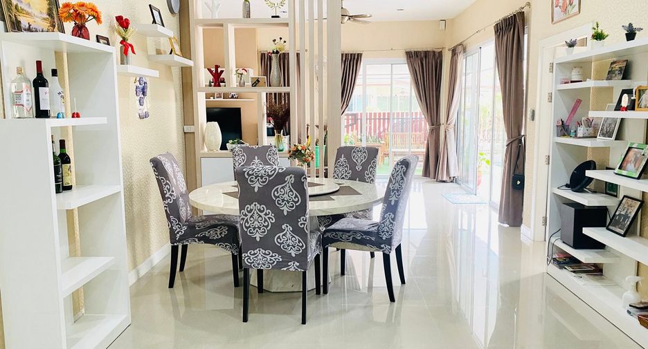 Villa zum Kauf mit 3 Zimmer in Huay Yai, Pattaya