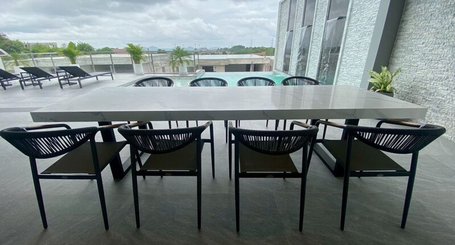 À vendre 6 chambres villa à East Pattaya, Pattaya