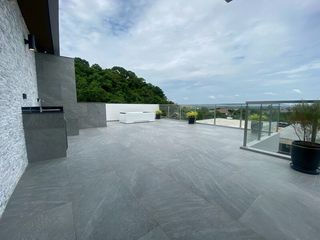 Villa zum Kauf mit 6 Zimmer in Bang Lamung, Chonburi