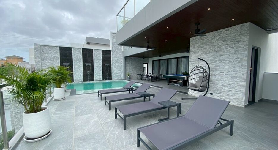 À vendre 6 chambres villa à East Pattaya, Pattaya