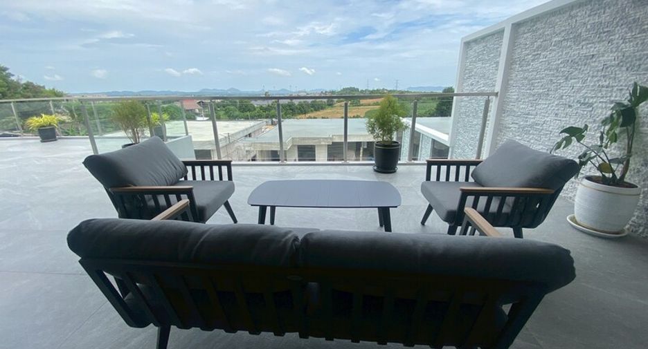 À vendre 6 chambres villa à East Pattaya, Pattaya