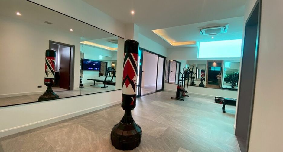 À vendre 6 chambres villa à East Pattaya, Pattaya