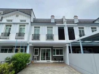 For rent 3 ベッドルーム townhouse in Prawet, Bangkok
