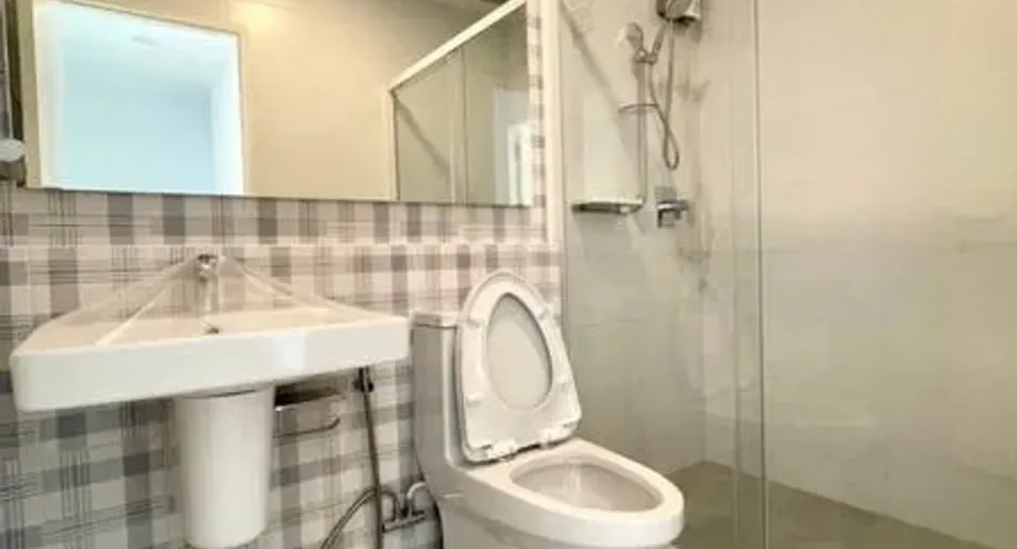 For rent 3 ベッドルーム townhouse in Prawet, Bangkok