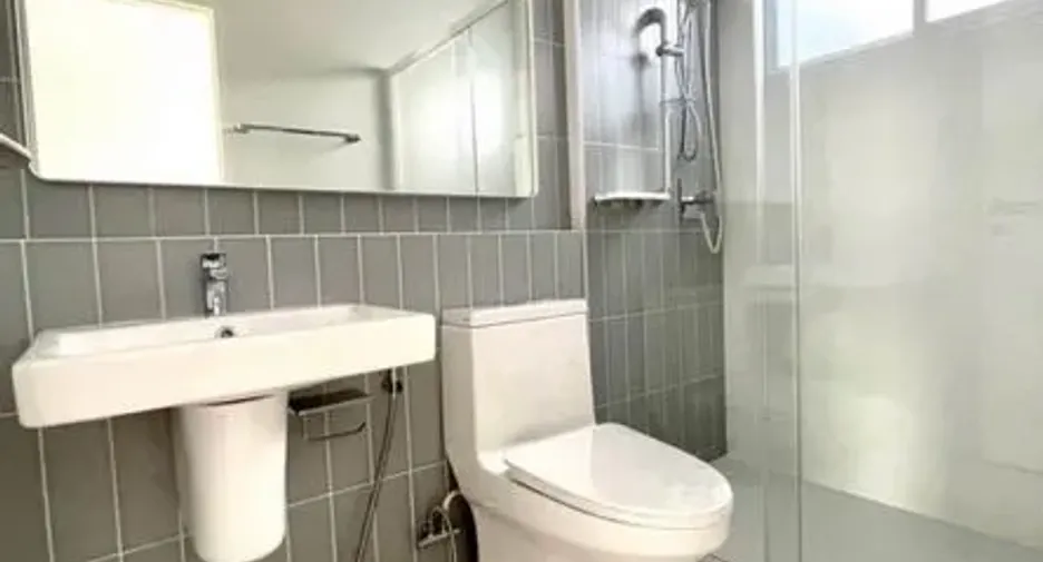 For rent 3 ベッドルーム townhouse in Prawet, Bangkok