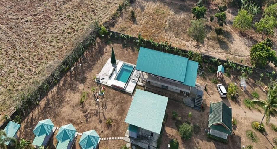 For sale 6 bedrooms villa in Sattahip, Chonburi