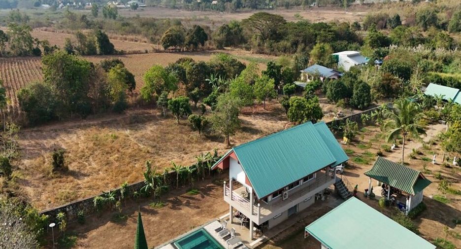 For sale 6 bedrooms villa in Sattahip, Chonburi