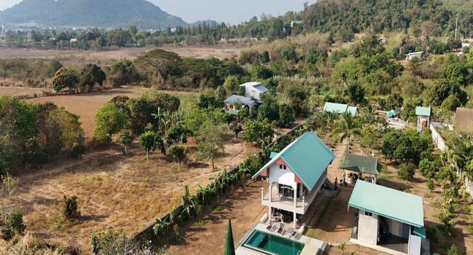 For sale 6 bedrooms villa in Sattahip, Chonburi