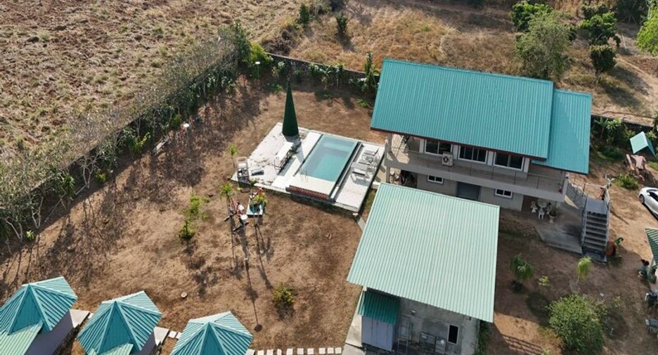 For sale 6 bedrooms villa in Sattahip, Chonburi